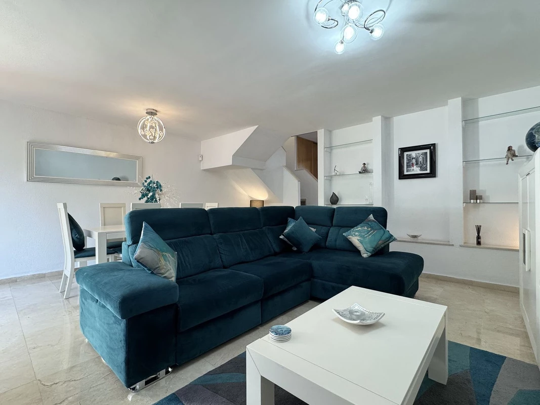 9-467d0cee5b725f3ef65f102a0c2e69c0