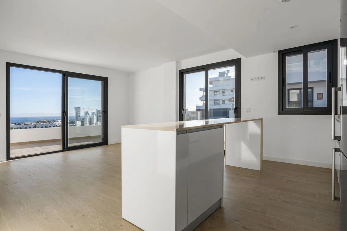 1-7980e48d732b6fc85c14b43b94d2aa54