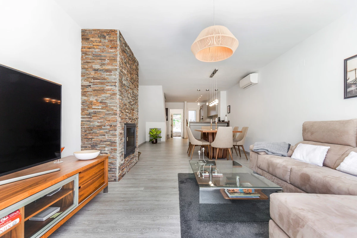 3-e898b2bb2a2fdfd06d2c39894dce8316