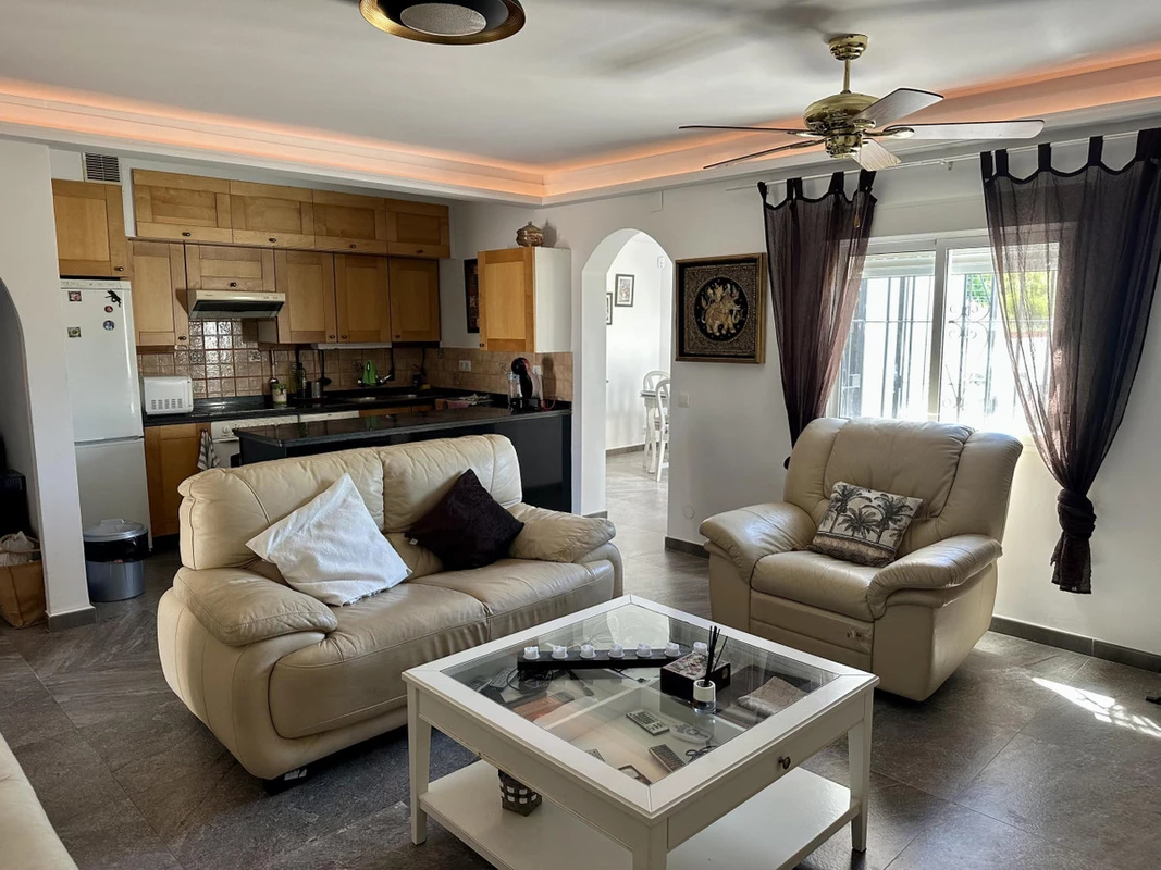 3-e898b2bb2a2fdfd06d2c39894dce8316