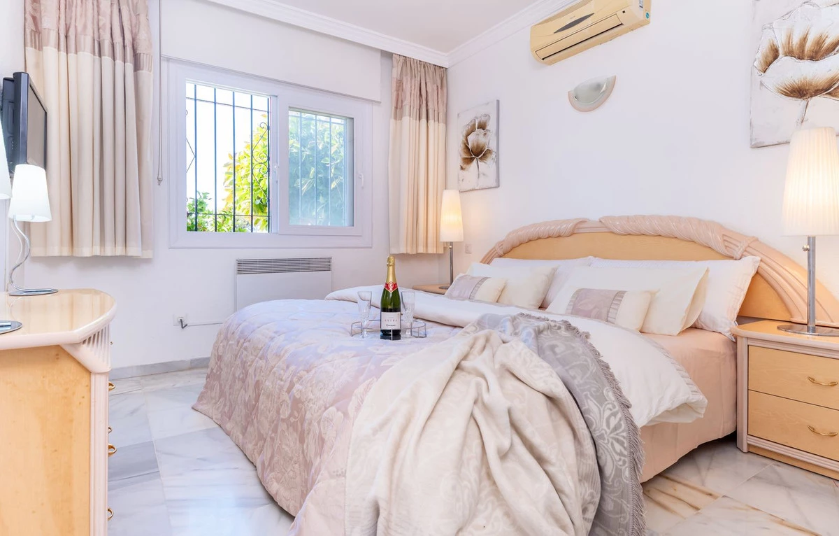 3-e898b2bb2a2fdfd06d2c39894dce8316