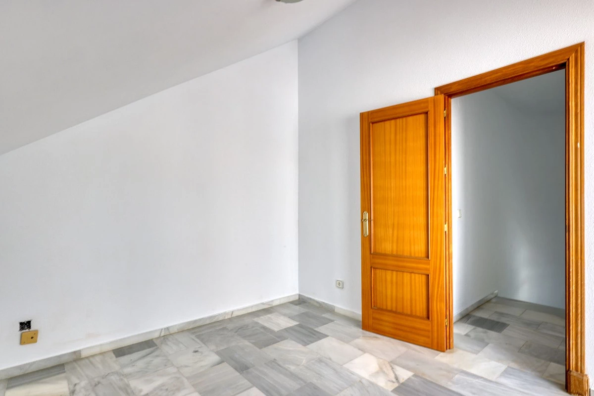 9-467d0cee5b725f3ef65f102a0c2e69c0