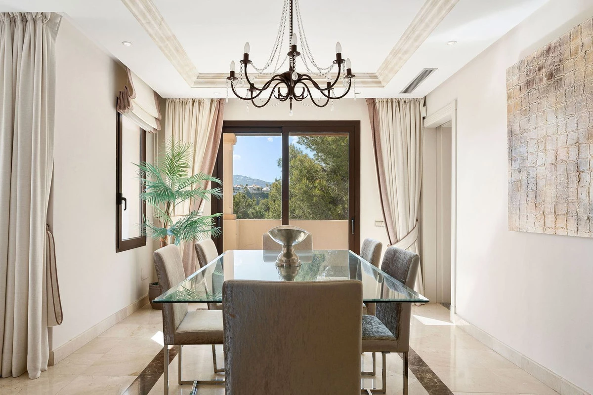 8-e64a9055bba3e77ac8aca3b893cdf826