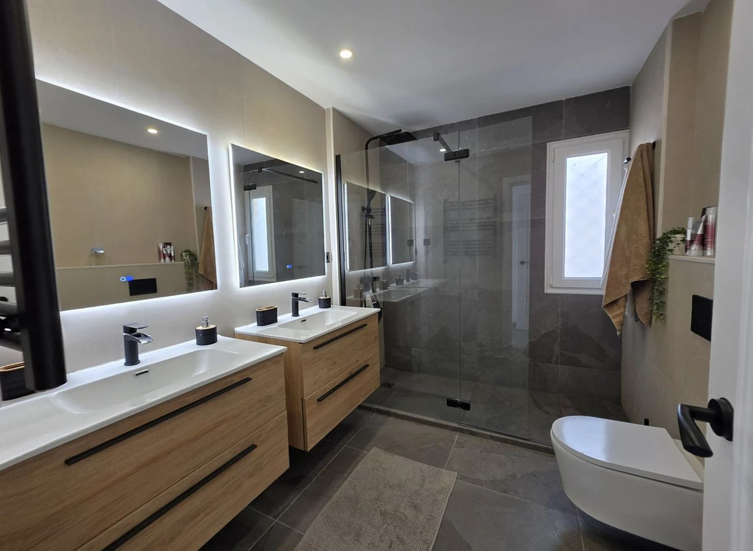 7-aa4cc561180b369757c0bb4af9886cd3