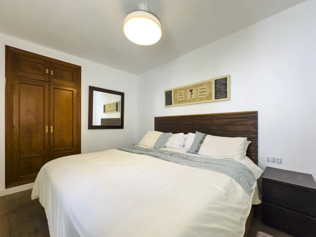 7-aa4cc561180b369757c0bb4af9886cd3