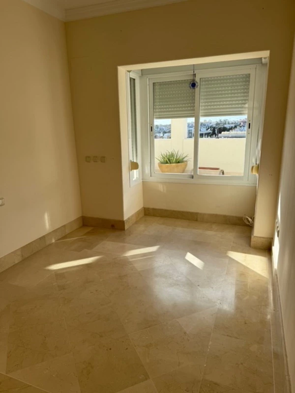 7-aa4cc561180b369757c0bb4af9886cd3