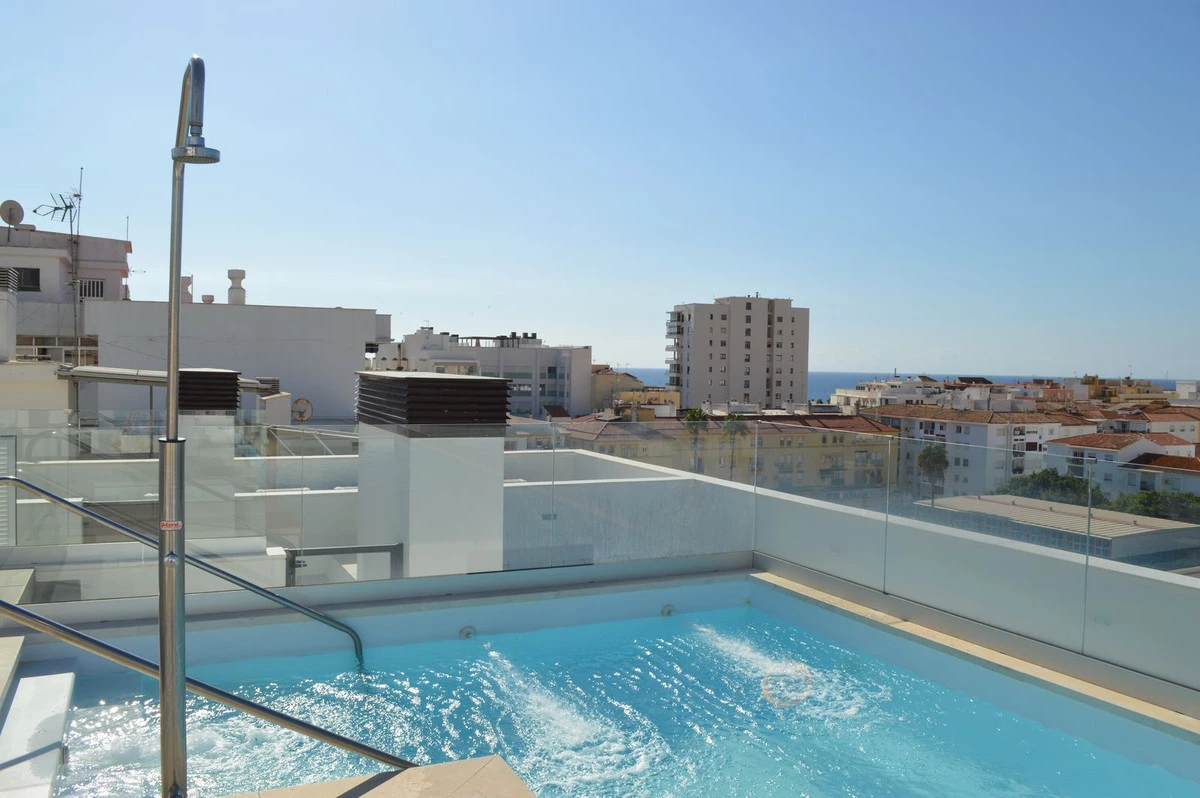 2-5bd7b9d04b45e33852eaf0ec6670150d