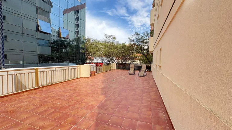 R5158819 | Middle Floor Apartment in Marbella – € 465,000 – 2 beds, 2 baths