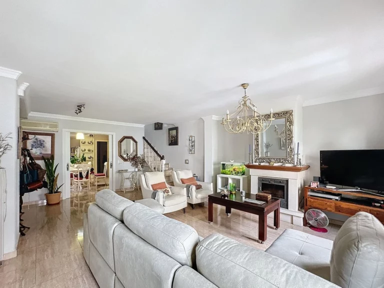 1-7980e48d732b6fc85c14b43b94d2aa54