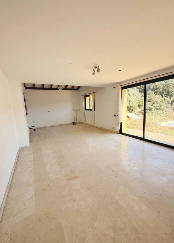 7-aa4cc561180b369757c0bb4af9886cd3