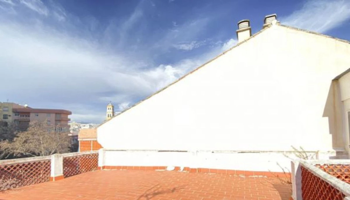 9-467d0cee5b725f3ef65f102a0c2e69c0