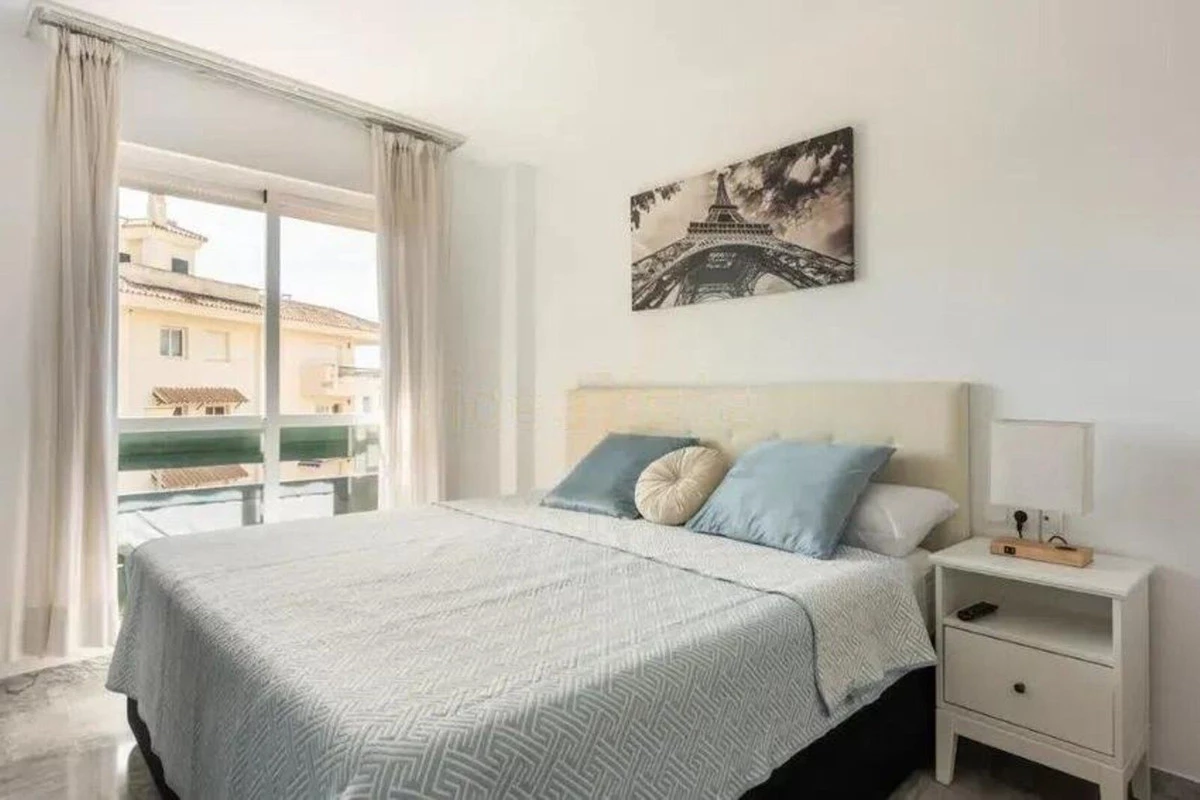 7-aa4cc561180b369757c0bb4af9886cd3