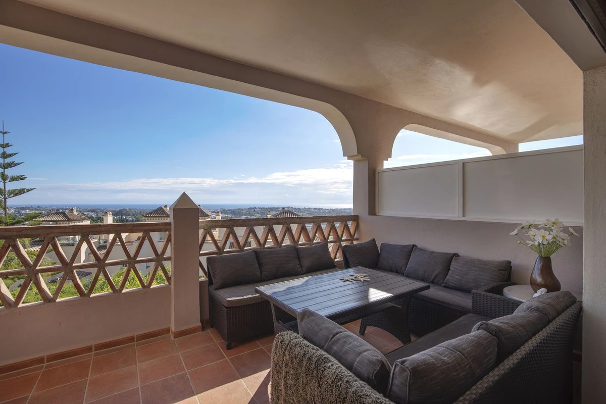 2-5bd7b9d04b45e33852eaf0ec6670150d