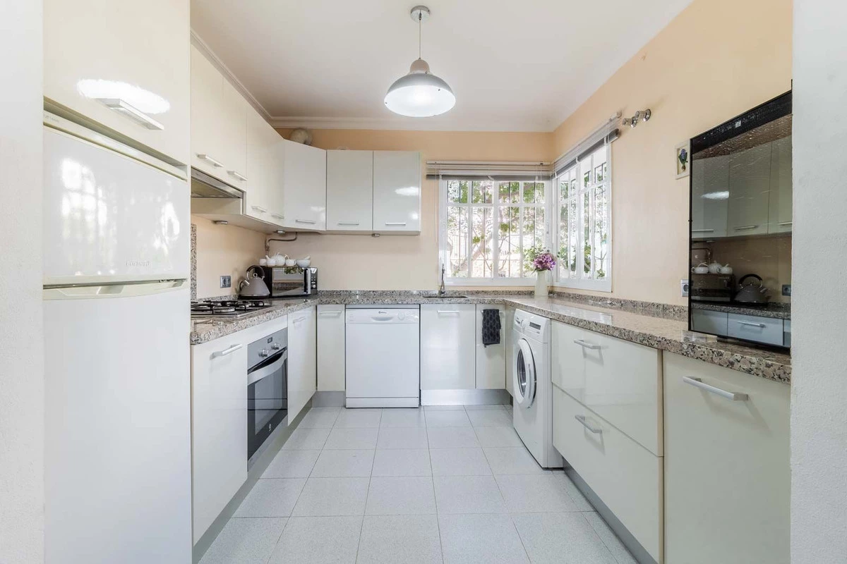 4-c23c0f86247804fa50226aecd8b0b2c8