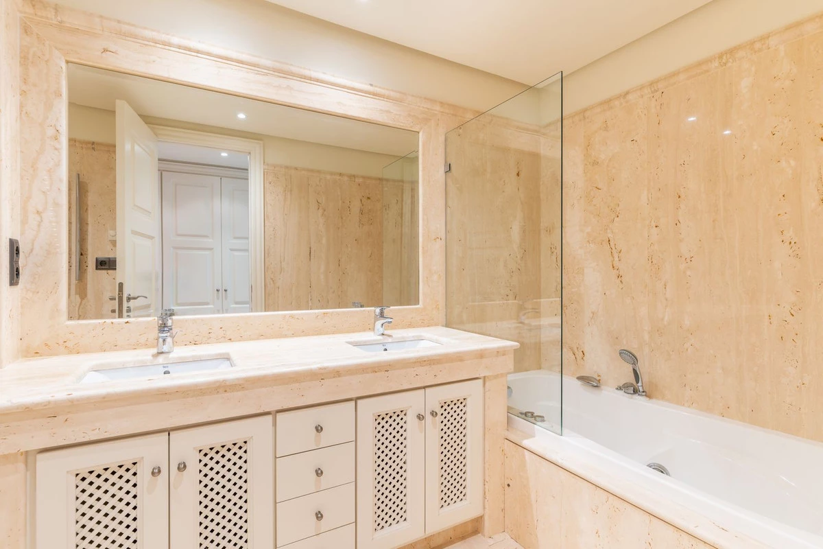 7-aa4cc561180b369757c0bb4af9886cd3