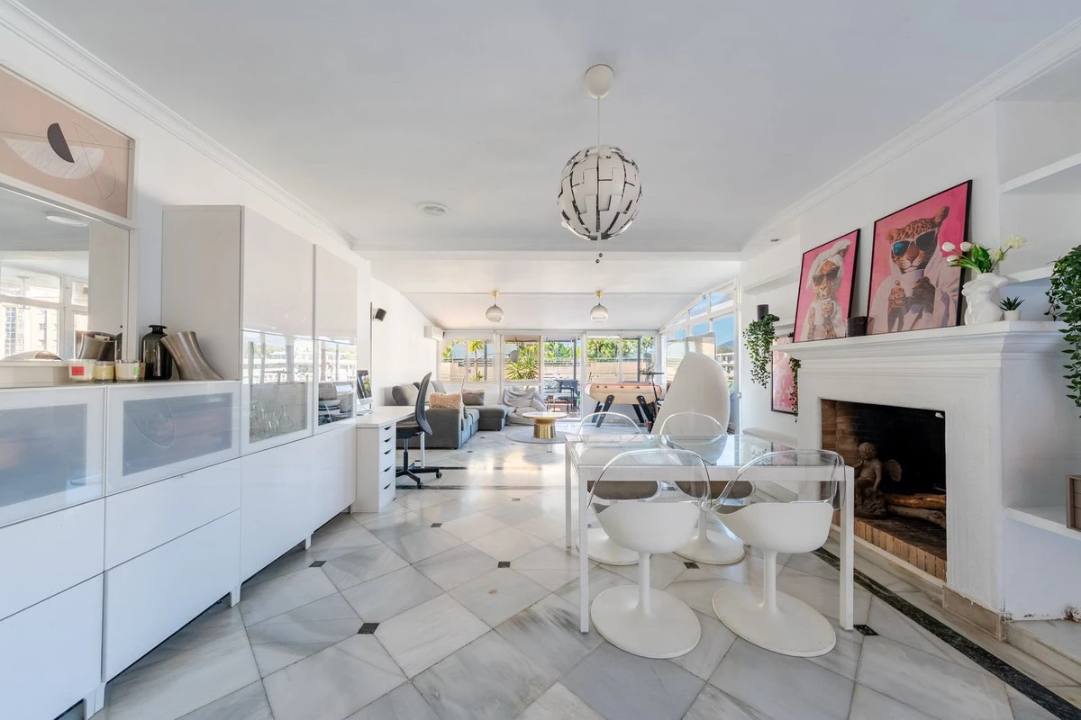 8-e64a9055bba3e77ac8aca3b893cdf826