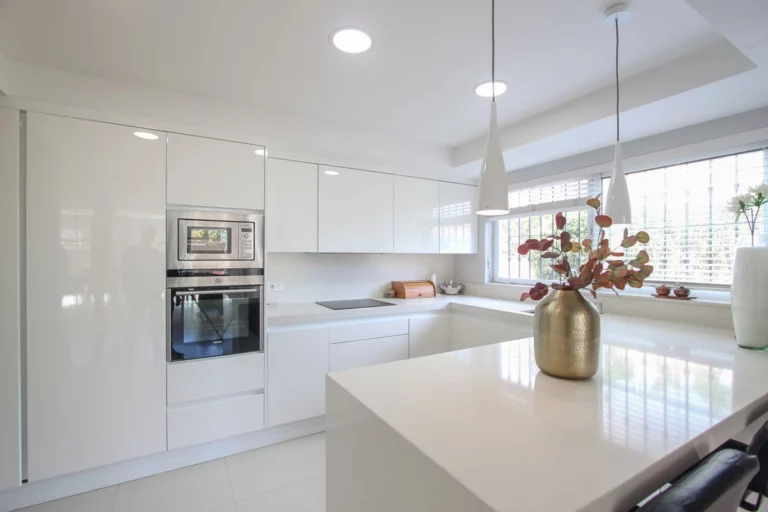 R5040325 | Ground Floor Apartment in Guadalmina Alta – € 519,000 – 3 beds, 2 baths