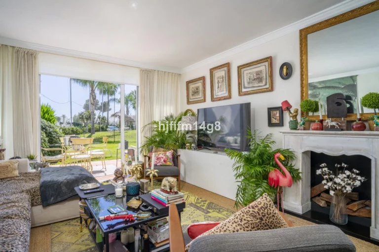 R5004691 | Ground Floor Apartment in Nueva Andalucía – € 455,000 – 1 beds, 1 baths