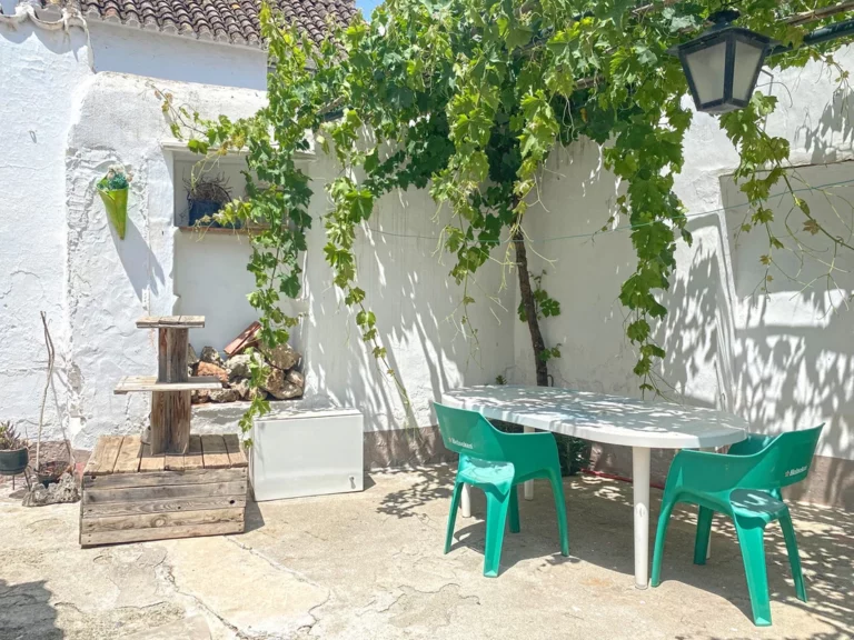 1-7980e48d732b6fc85c14b43b94d2aa54