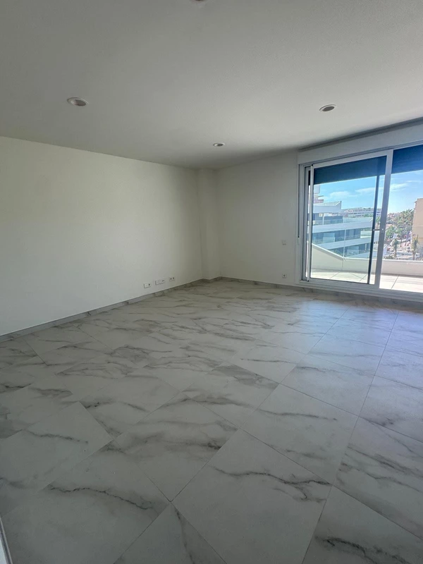 9-467d0cee5b725f3ef65f102a0c2e69c0