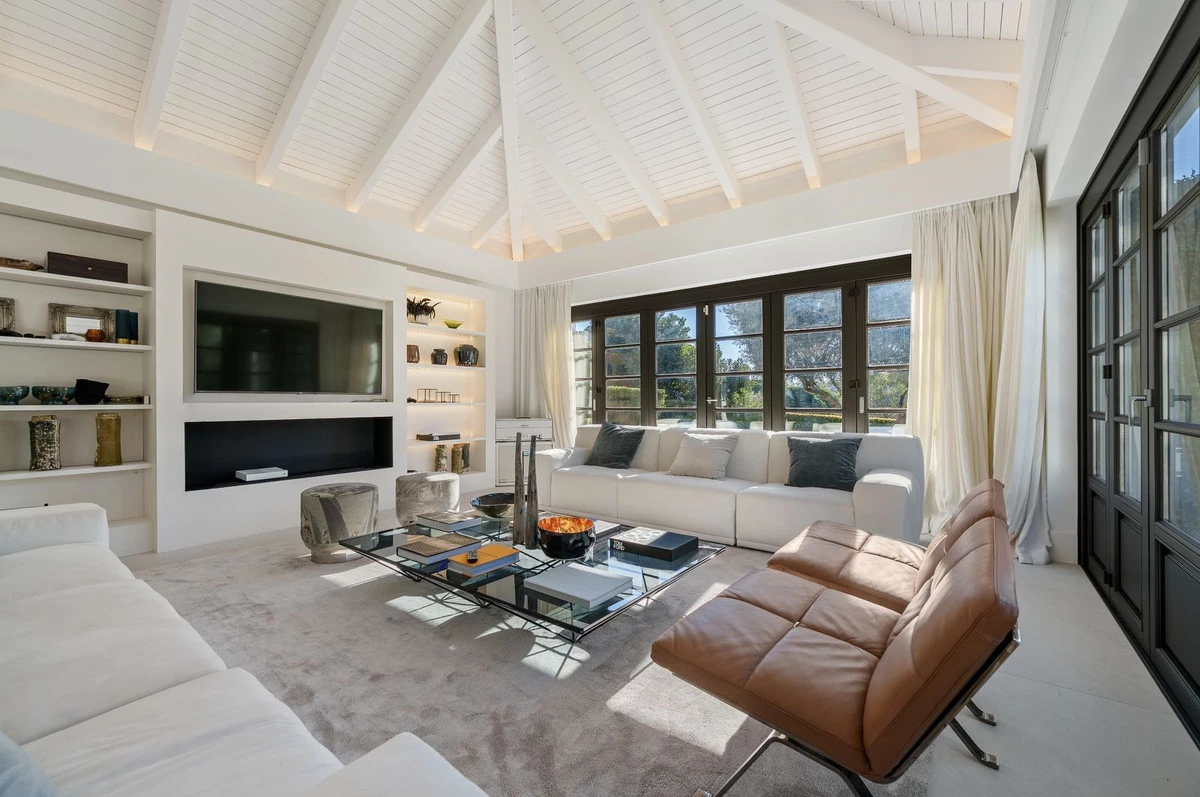 7-aa4cc561180b369757c0bb4af9886cd3