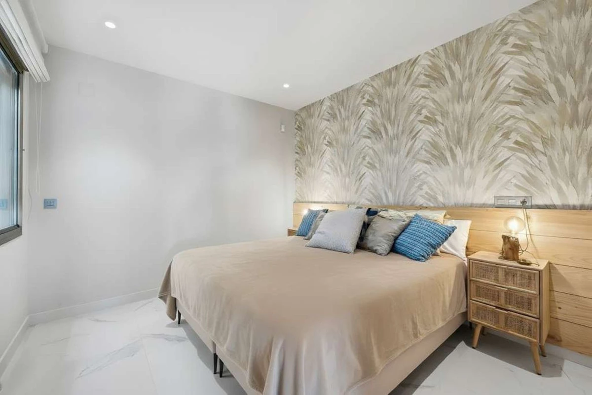 7-aa4cc561180b369757c0bb4af9886cd3