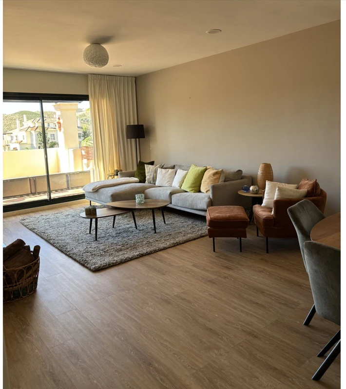 2-5bd7b9d04b45e33852eaf0ec6670150d