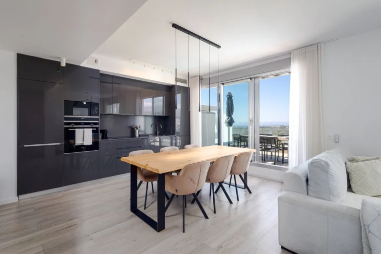 1-7980e48d732b6fc85c14b43b94d2aa54