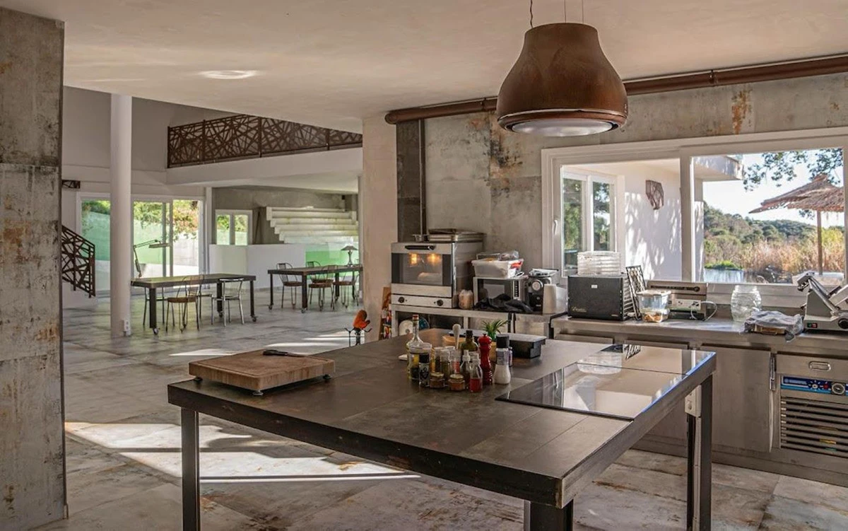 8-e64a9055bba3e77ac8aca3b893cdf826