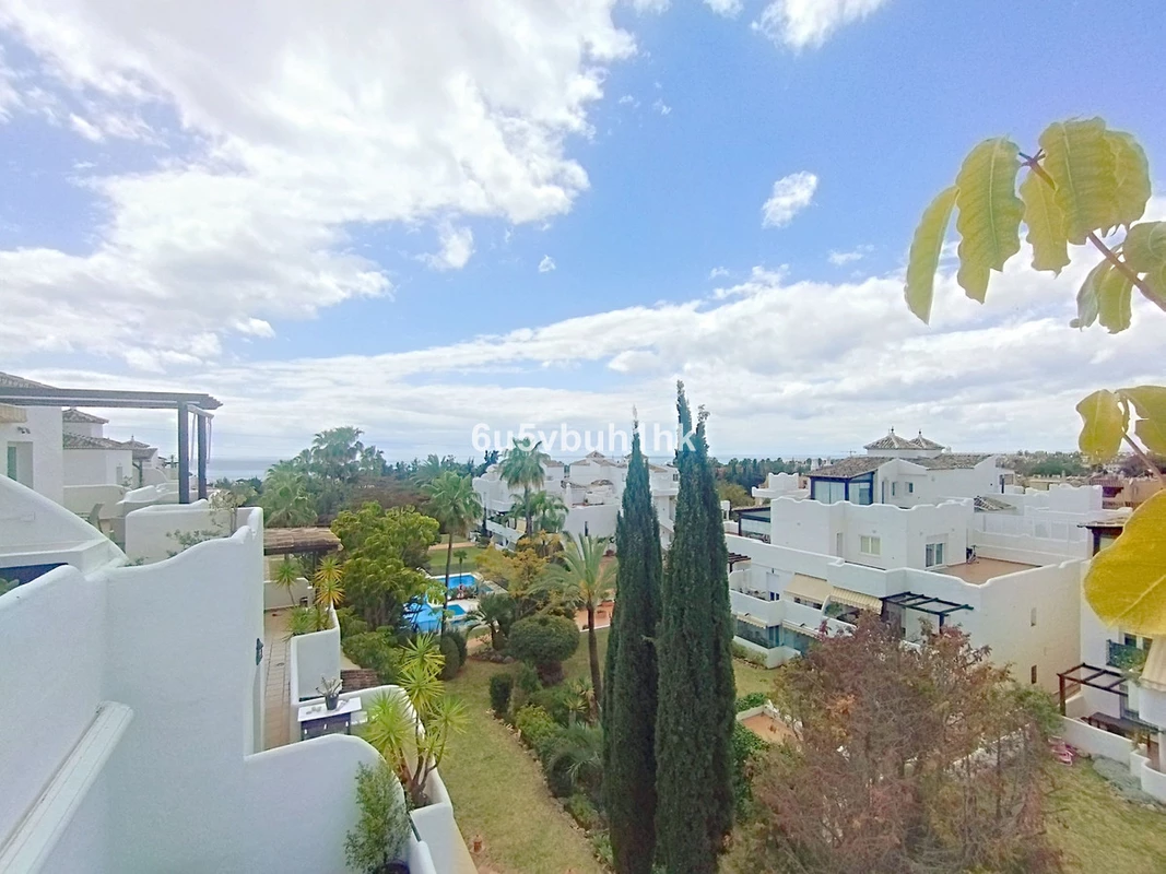 2-5bd7b9d04b45e33852eaf0ec6670150d