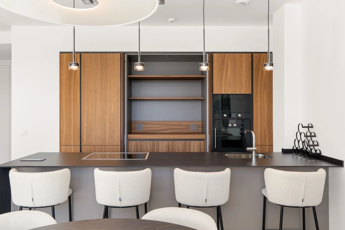 7-aa4cc561180b369757c0bb4af9886cd3