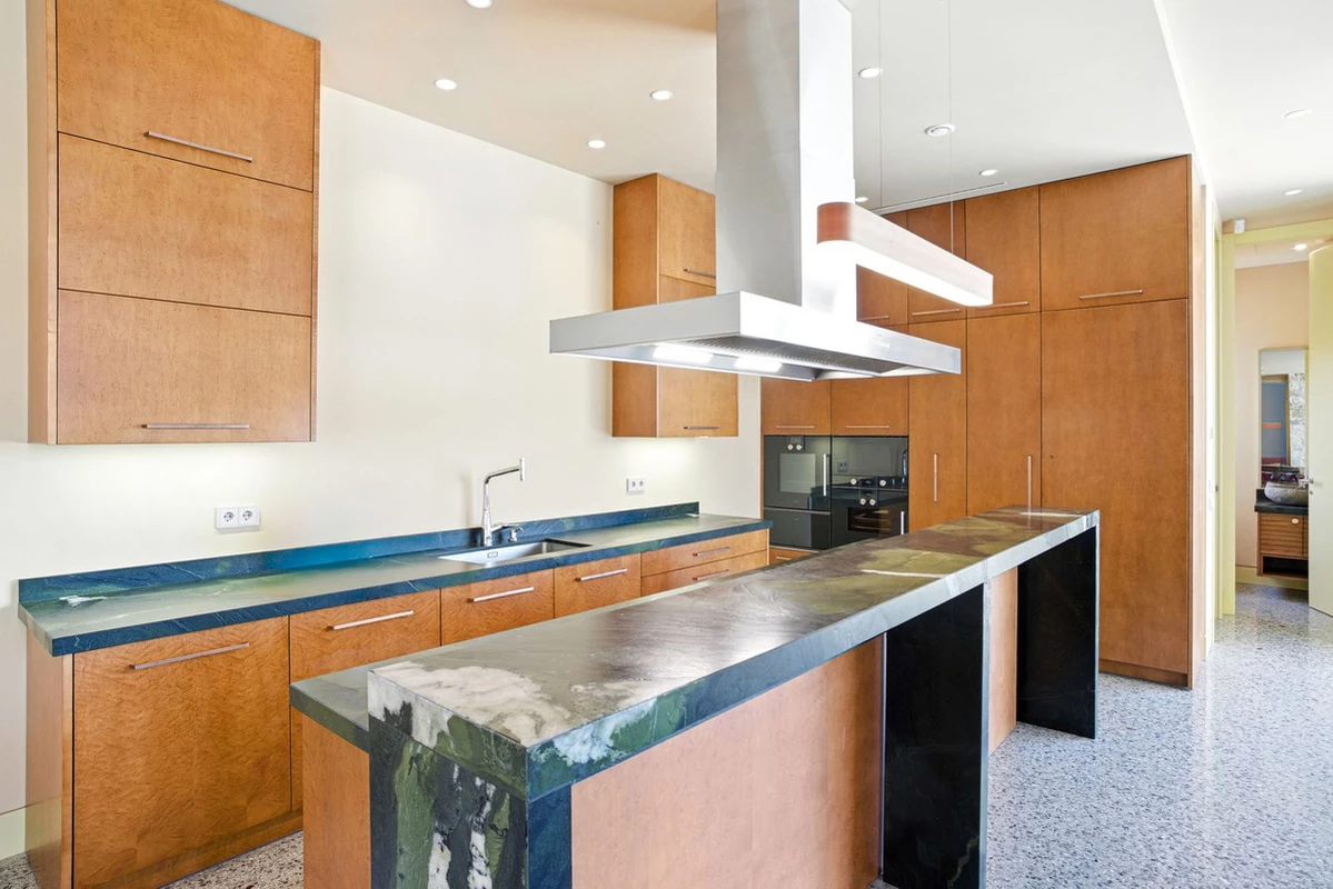 7-aa4cc561180b369757c0bb4af9886cd3