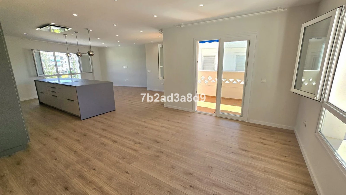 2-5bd7b9d04b45e33852eaf0ec6670150d