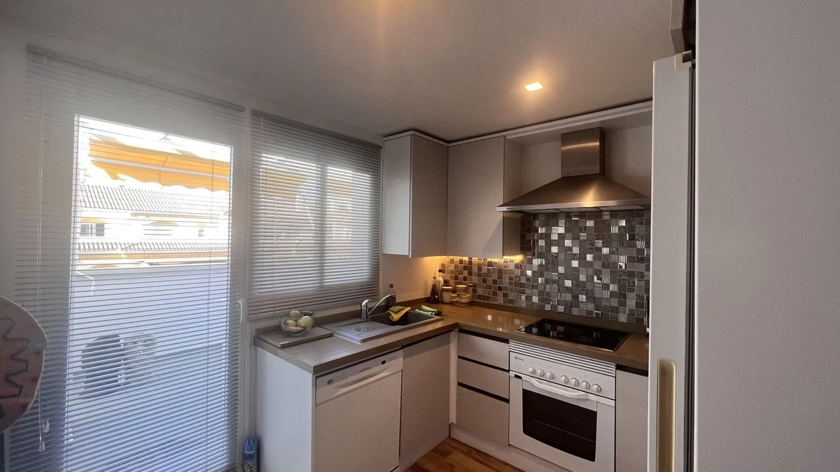 7-aa4cc561180b369757c0bb4af9886cd3