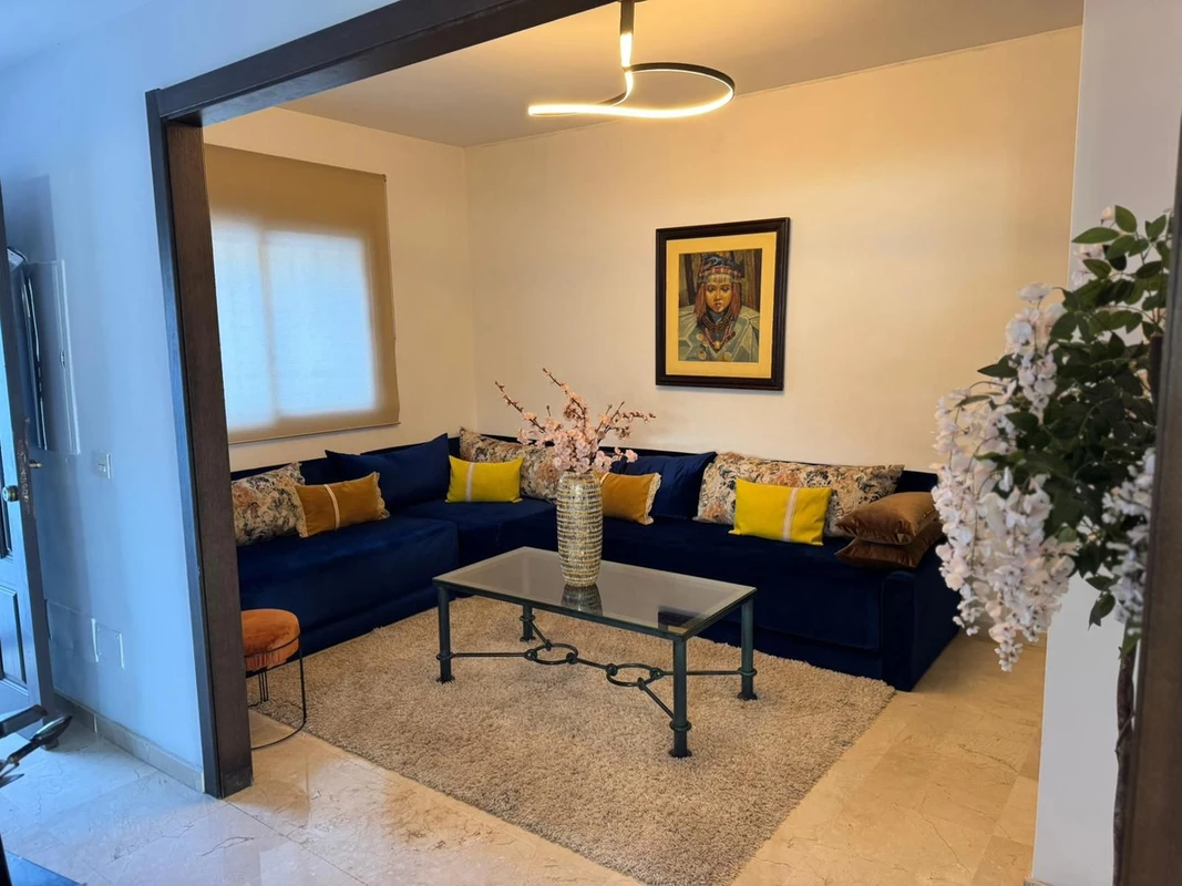 2-5bd7b9d04b45e33852eaf0ec6670150d