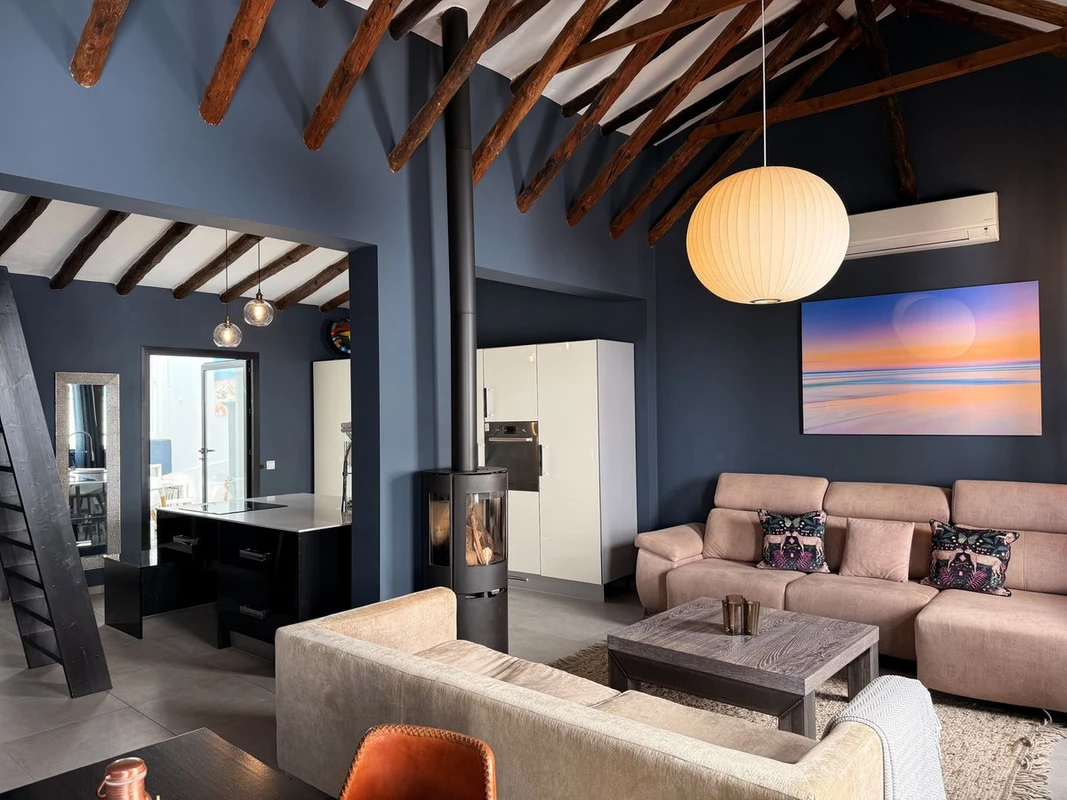 1-7980e48d732b6fc85c14b43b94d2aa54