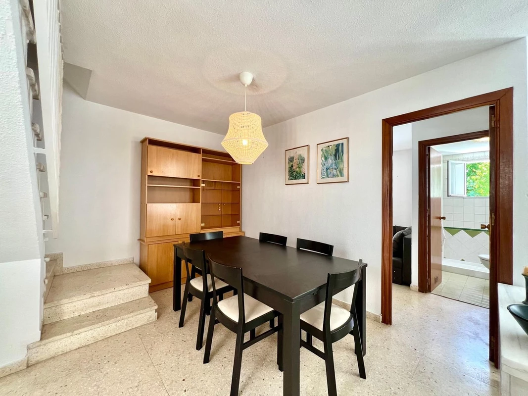 7-aa4cc561180b369757c0bb4af9886cd3