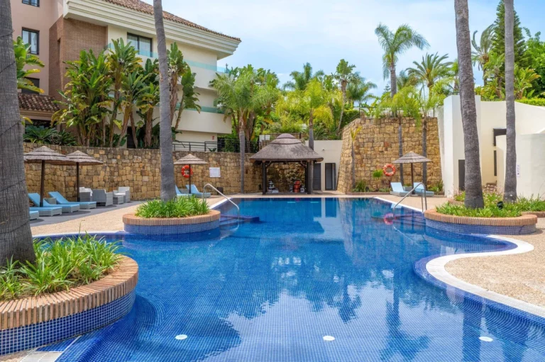 1-7980e48d732b6fc85c14b43b94d2aa54