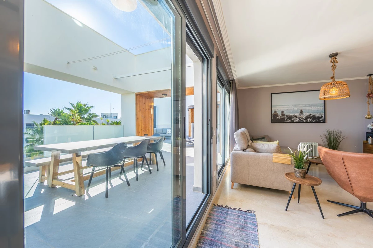 8-e64a9055bba3e77ac8aca3b893cdf826