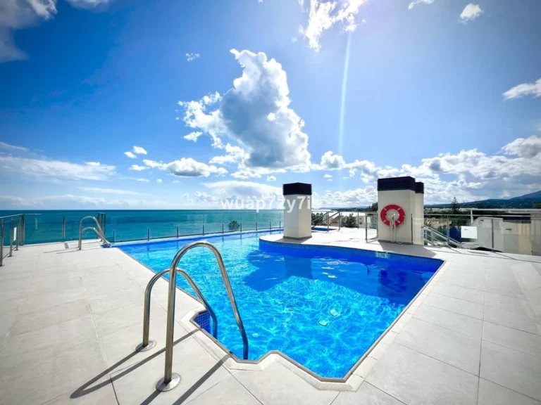 R5016166 | Middle Floor Apartment in Estepona – € 315,000 – 2 beds, 2 baths