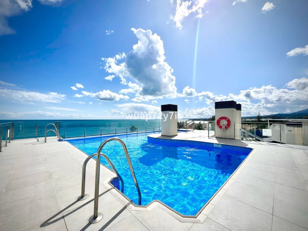 1-7980e48d732b6fc85c14b43b94d2aa54