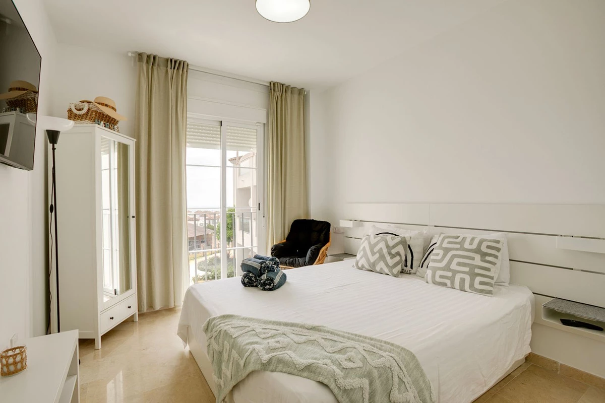 8-e64a9055bba3e77ac8aca3b893cdf826