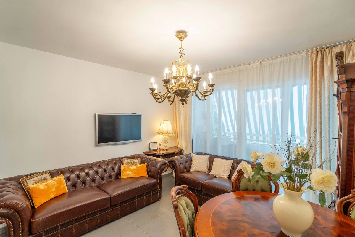 7-aa4cc561180b369757c0bb4af9886cd3