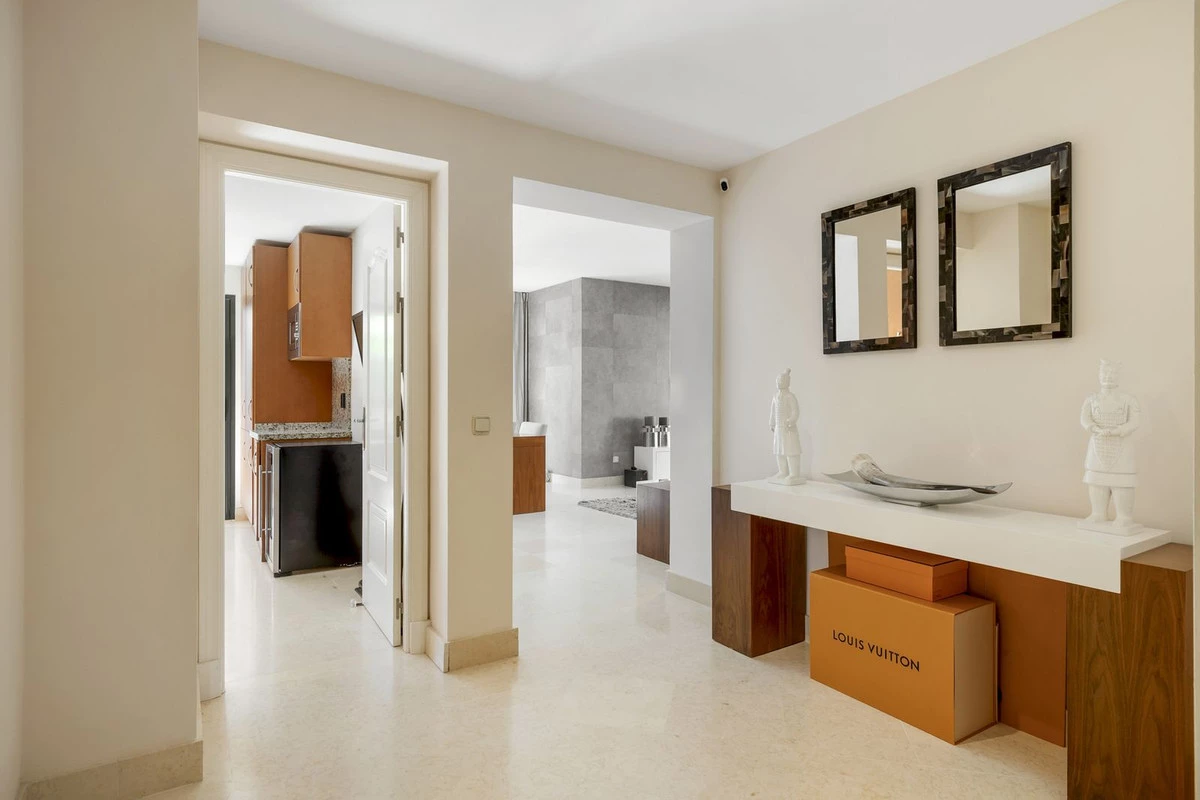 7-aa4cc561180b369757c0bb4af9886cd3