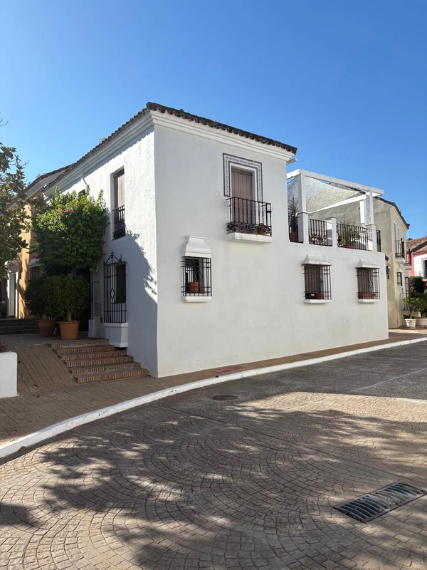 2-5bd7b9d04b45e33852eaf0ec6670150d