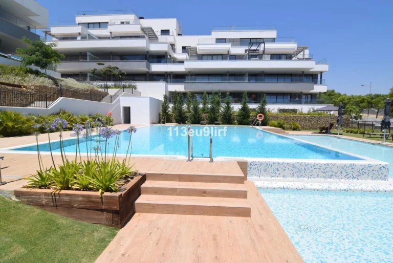 R4100143 | Ground Floor Apartment in Estepona – € 649,000 – 3 beds, 2 baths