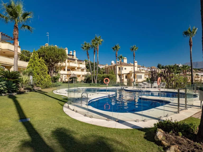 R5248078 | Penthouse in Casares Playa – € 595,000 – 3 beds, 3.5 baths