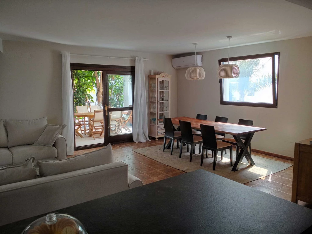 7-aa4cc561180b369757c0bb4af9886cd3