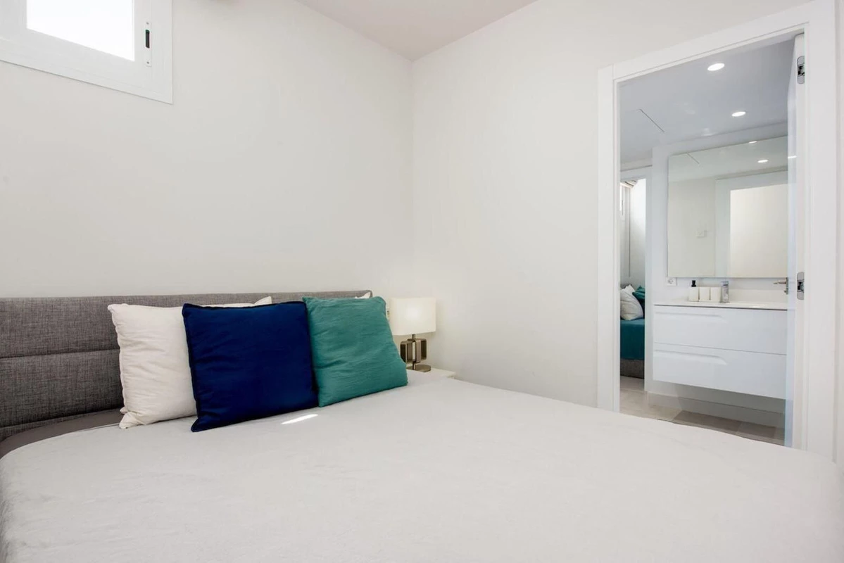 8-e64a9055bba3e77ac8aca3b893cdf826