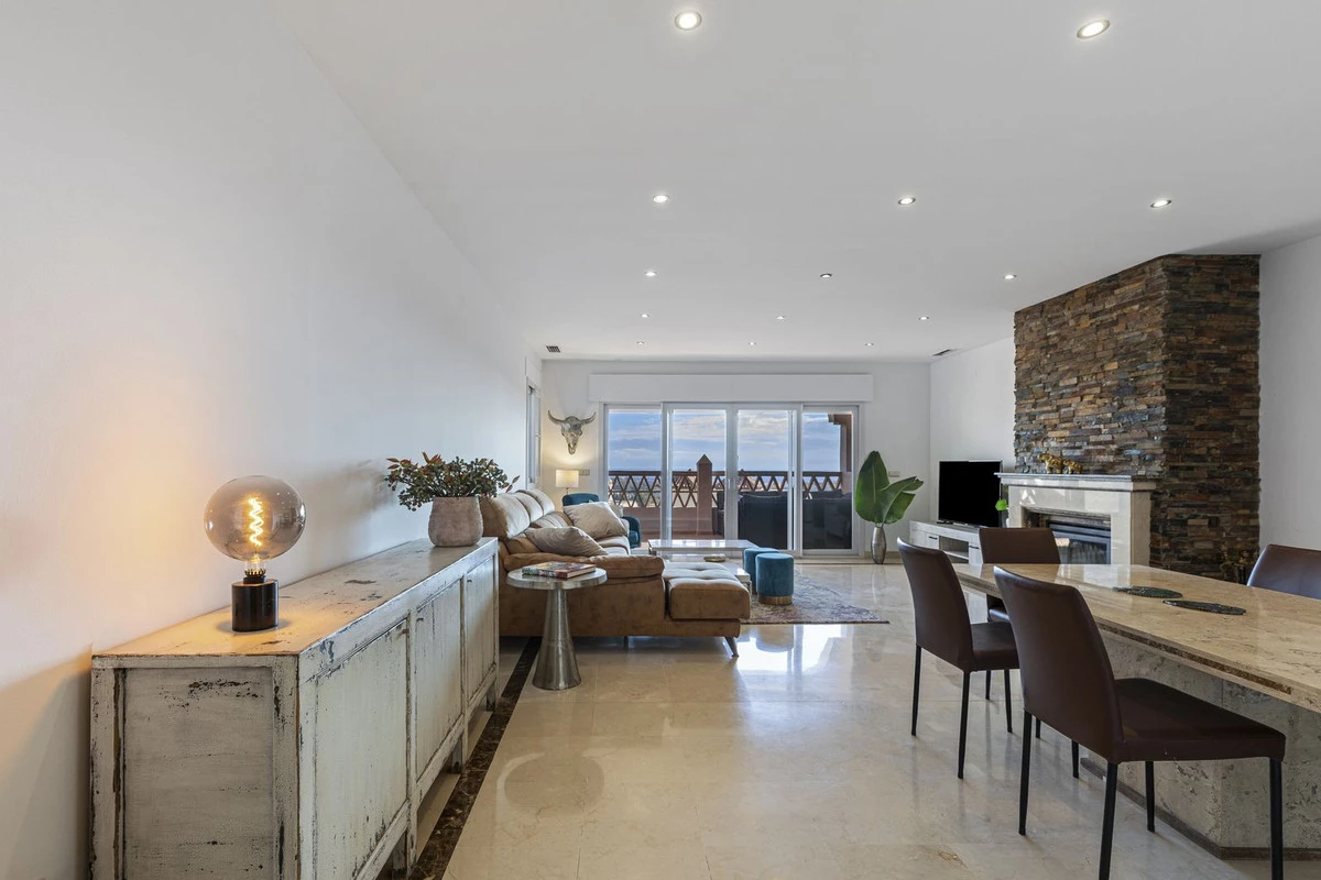 8-e64a9055bba3e77ac8aca3b893cdf826